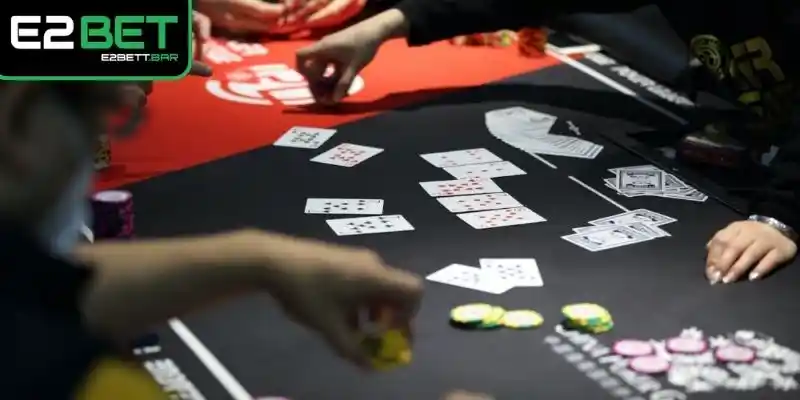 Chi tiết cách chơi Baccarat một cách bài bản